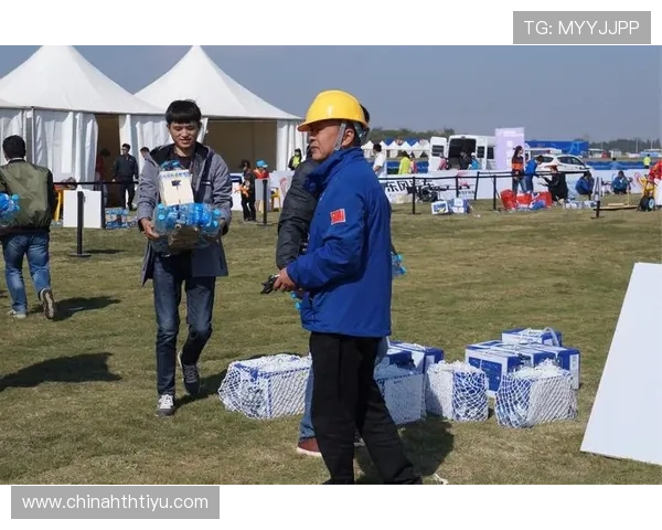 体育活动滚球PPT模板推荐及其在学校体育赛事中的应用方案分析